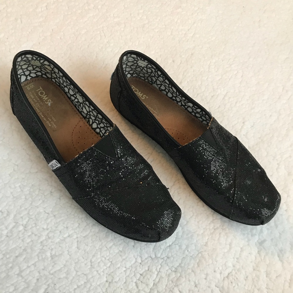 ❌SOLD❌Toms